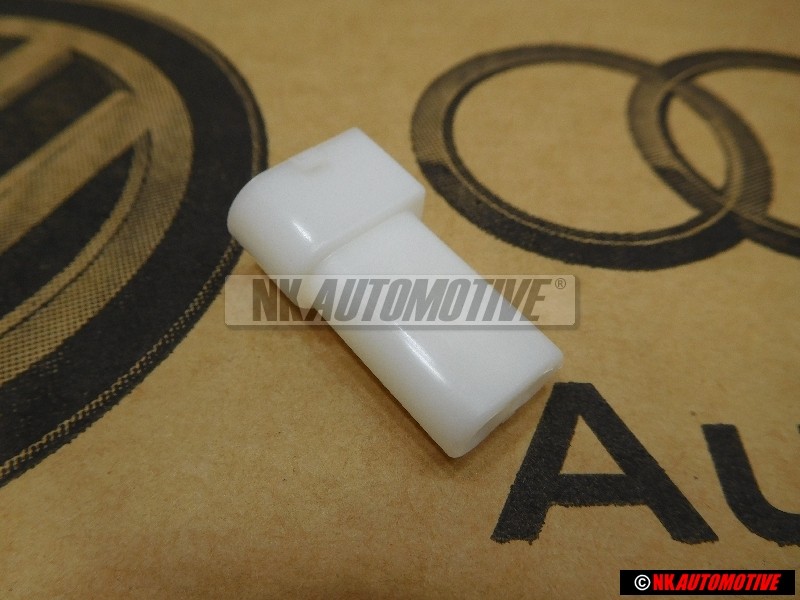 VW Original Caja Espiga Enchufe - 811972575