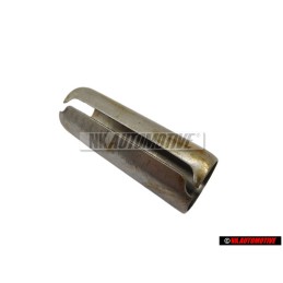 SKF elantero Juego Brazo Oscilante Suspensión Manguito de Montaje - VKDS 331062