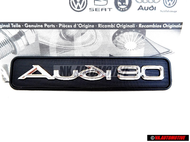 Audi Original AUDI 90 Tablero Rotulo Insignia Emblema Negro Cromo - 893853682B