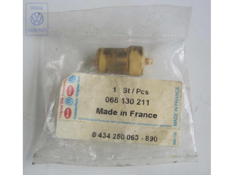 VW Original Cuerpo De Boquilla Con Aguja - 068130211