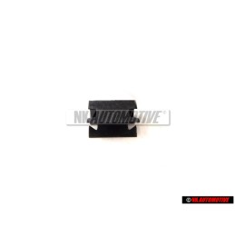 Audi Original Grapa - 8D9853645