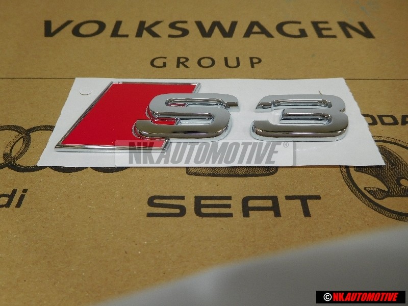 Audi Original S3 Trasero Rotulo Insignia Emblema Cromo Rojo - 8P0853735 2ZZ