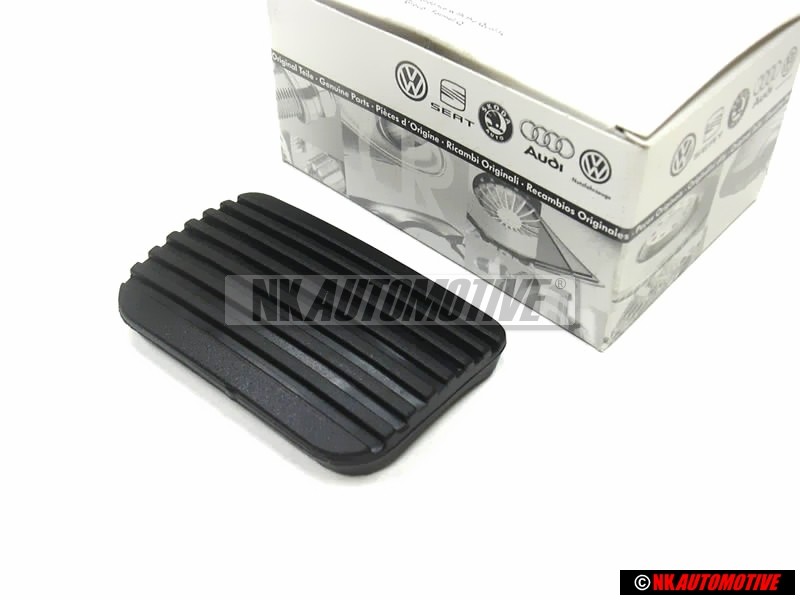 VW Original Capuchon Negro Satinado - 827723173 01C