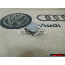 Audi Original Grapa - 8A0853645