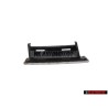 Audi Original QUATTRO Frente Rotulo Insignia Emblema Cromo - 4F0853736G 2ZZ