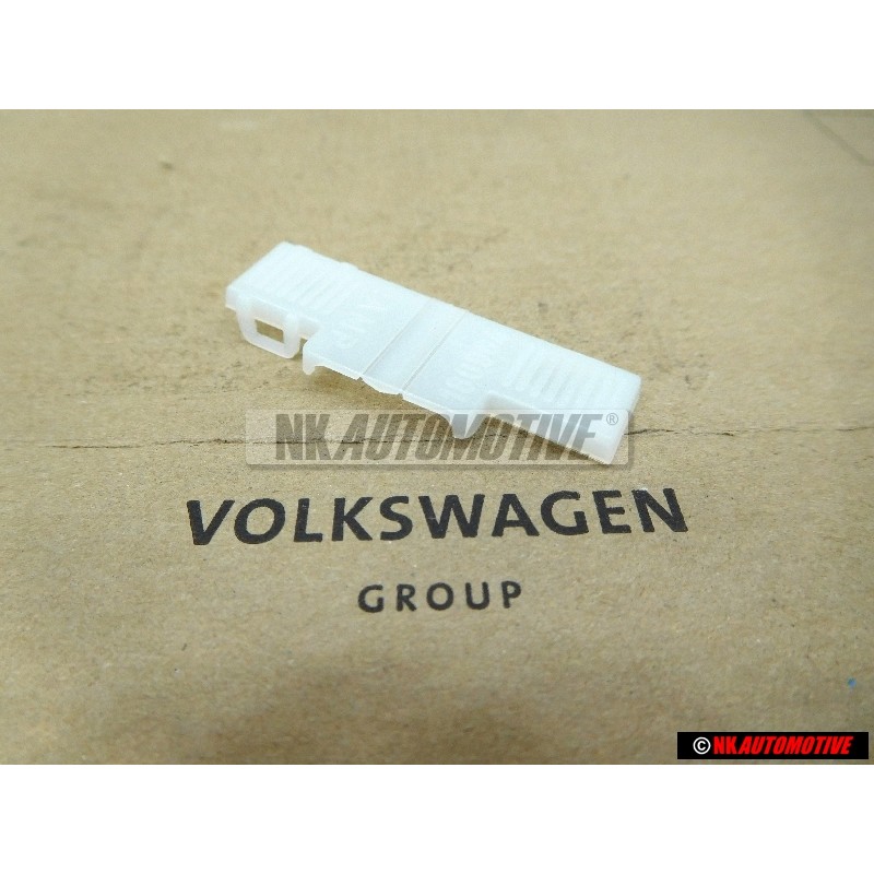 VW Original Caja De Enchufe Hembra Angular - 211971921