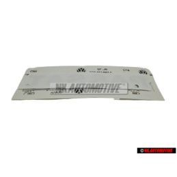 VW Original PASSAT Trasero Rotulo Insignia Emblema Cromo - 3C0853687A 739
