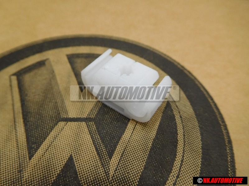 VW Original Soporte - 811611797D