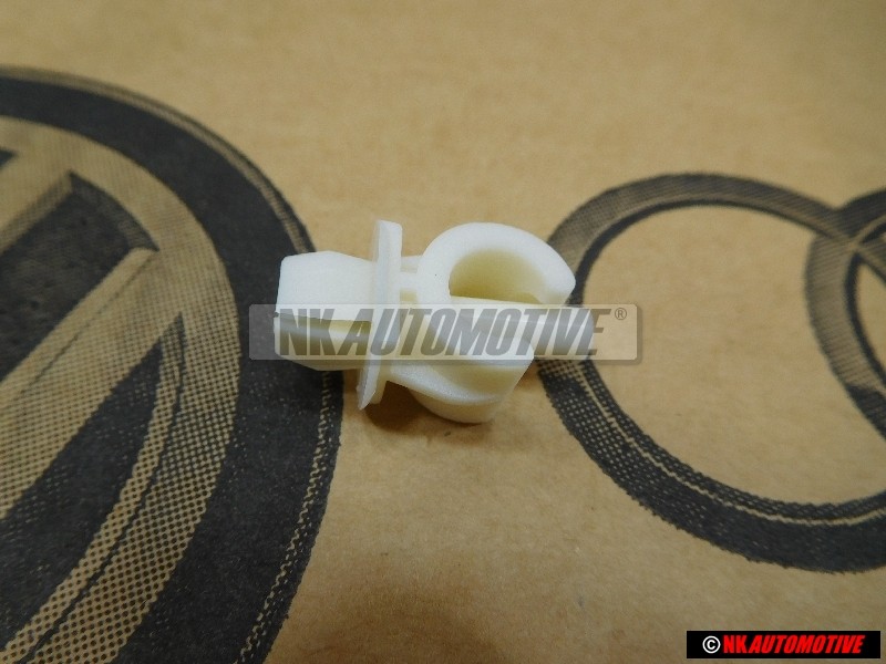 VW Original Clip - 811823397