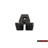 VW Original Tuerca Insercion - 811807577F